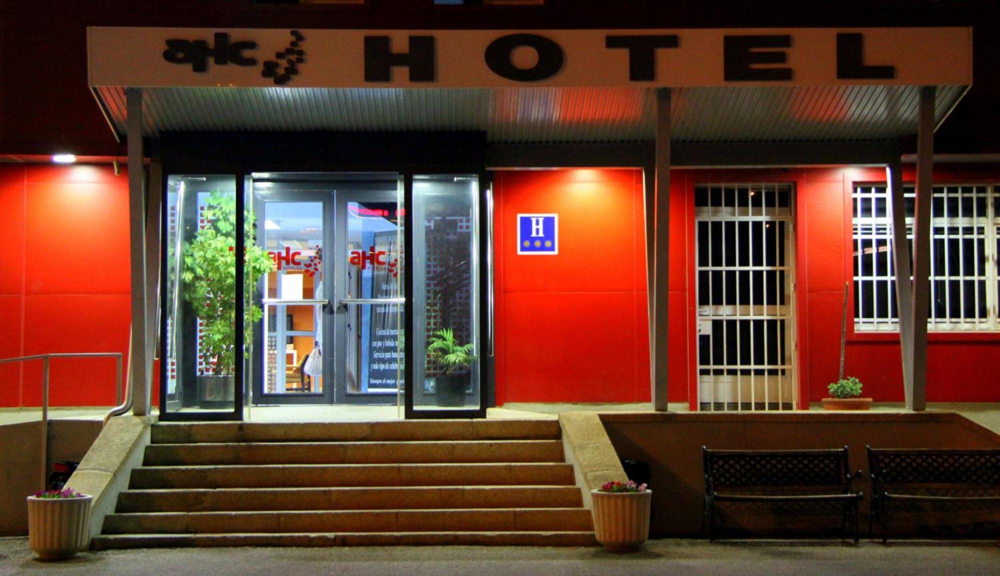 Ahc Hoteles Caces Eksteriør billede